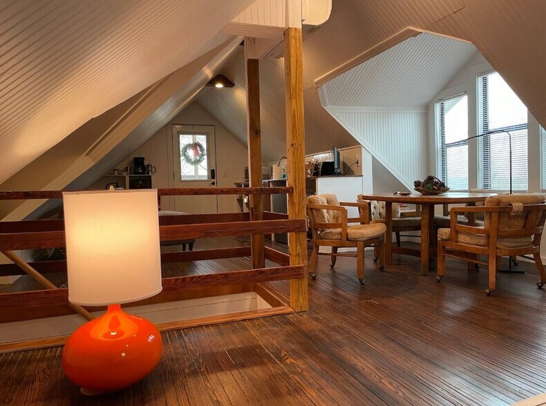 More Photos Of 1281 Post Oak Point Rd, New Ulm Hospitality For Sale