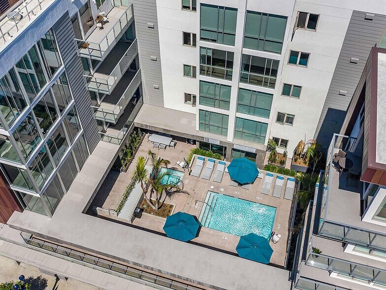 More Photos Of 1110 F St, San Diego Apartments For Lease