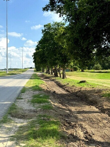 More Photos Of TBD West Stone Creek Drive, Sherman Land For Sale