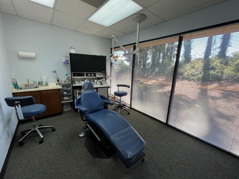 More Photos Of 2520 Windy Hill Rd SE, Marietta Medical For Lease
