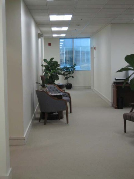 More Photos Of 6001 36th Ave W, Everett Research And Development For Sale