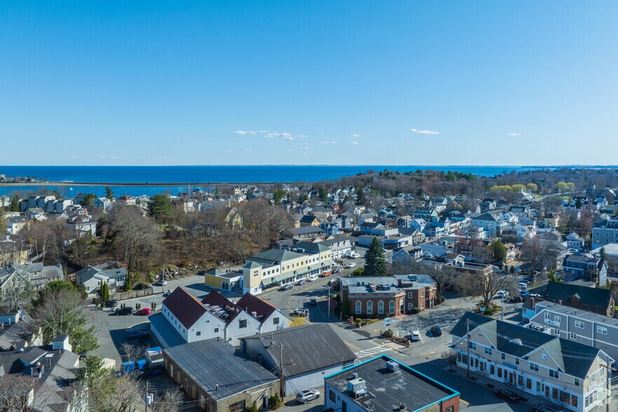 More Photos Of 12 Atlantic Ave, Marblehead Storefront For Sale