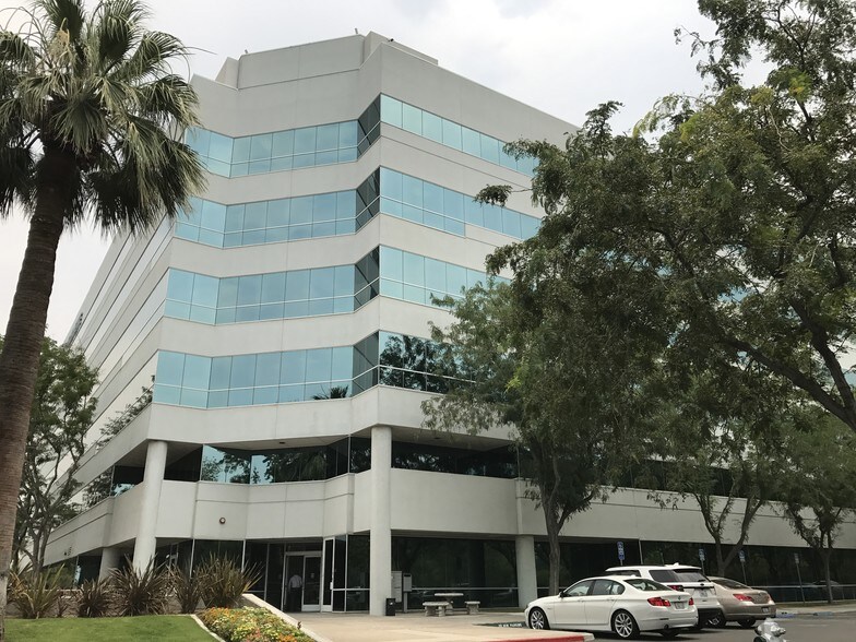 More Photos Of 1200 Discovery Dr, Bakersfield Office For Lease