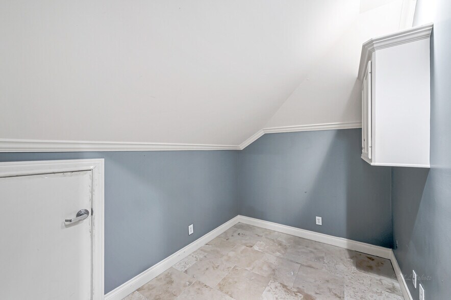 More Photos Of 607 Park Grove Dr, Katy Medical For Lease