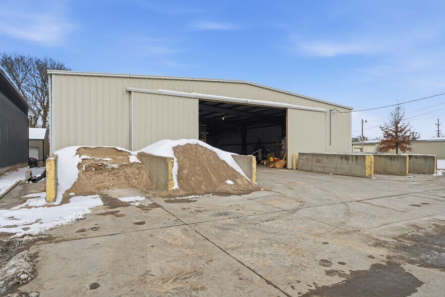 More Photos Of , Valparaiso Unknown For Sale