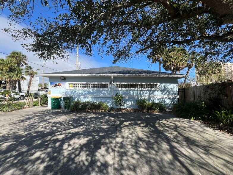 More Photos Of 391 3rd Ave S, Jacksonville Beach Office For Lease