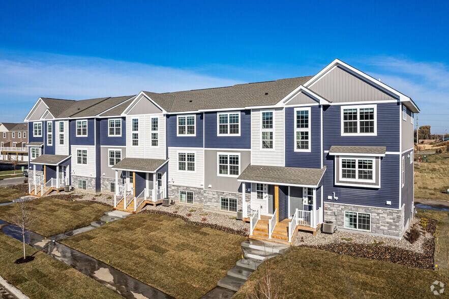 Primary Photo Of 9713 95th Pl, Maple Grove Apartments For Sale