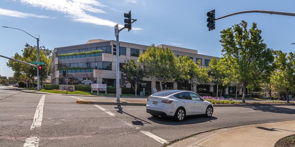 More Photos Of 1261 Travis Blvd, Fairfield Medical For Lease