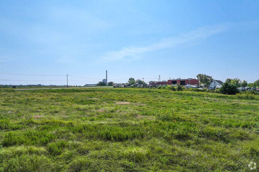 More Photos Of 097 U.S. 287 Hwy, Corsicana Land For Sale