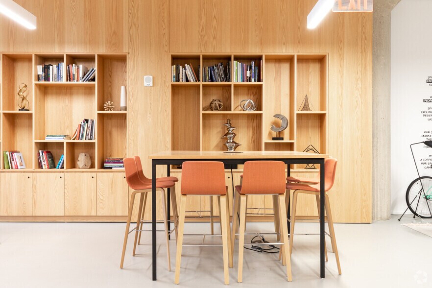 More Photos Of 175 Pearl St, Brooklyn Office For Lease