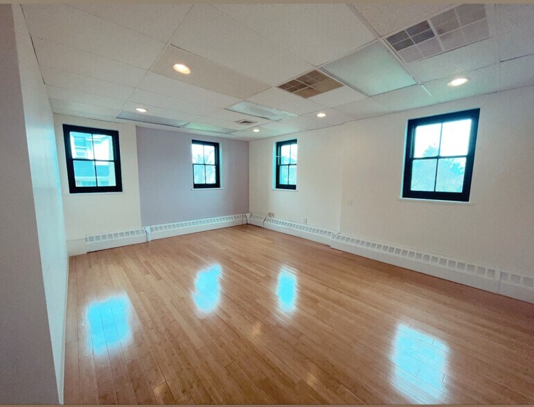 More Photos Of 70 Park St, Montclair Medical For Lease