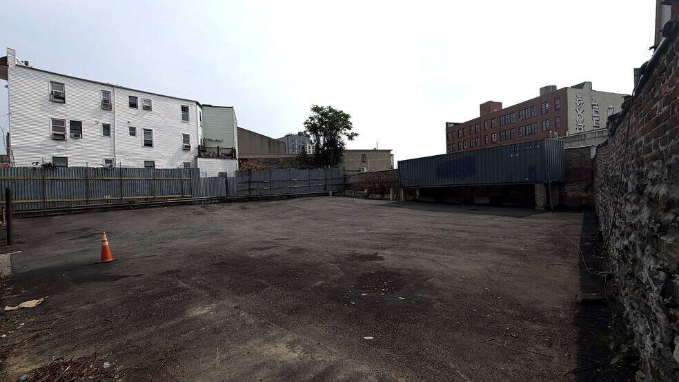 More Photos Of 430-440 Timpson Pl, Bronx Land For Lease