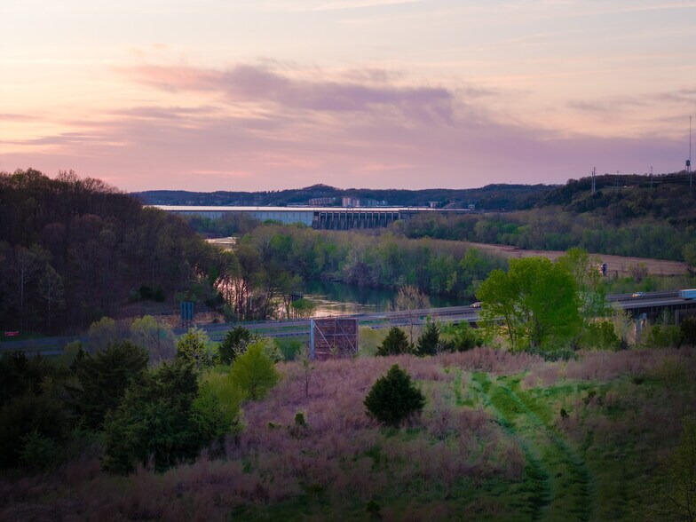 More Photos Of TBD Wood River rd, Lake Ozark Land For Sale