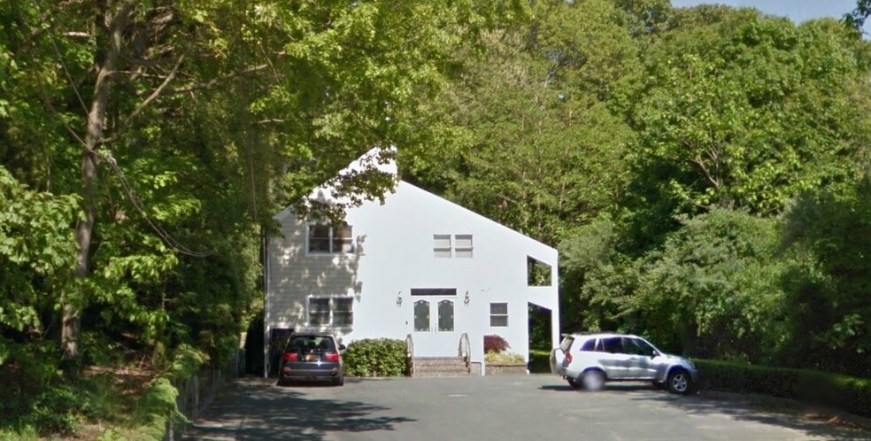 More Photos Of 191 Terry Rd, Smithtown Loft Creative Space For Lease