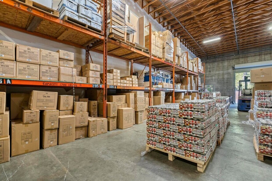 More Photos Of 110 Spring Hill Dr, Grass Valley Manufacturing For Sale