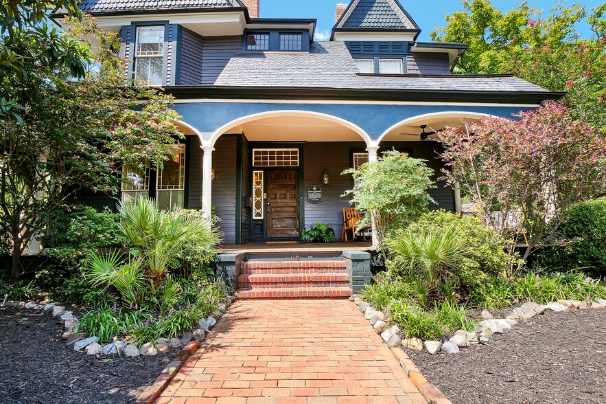 More Photos Of 118 S 4th St, Wilmington Hospitality For Sale