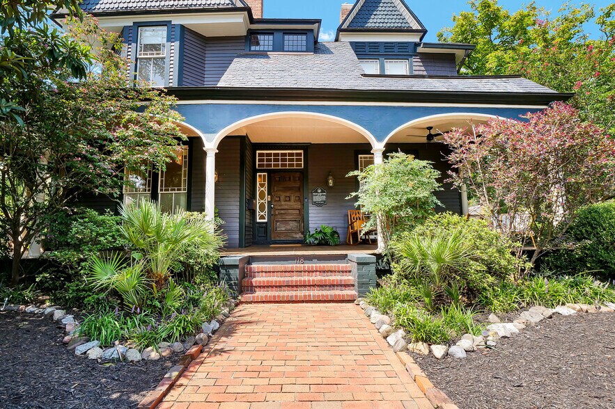 More Photos Of 118 S 4th St, Wilmington Hospitality For Sale