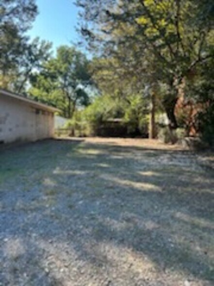 More Photos Of 6709 Wayne Dr, North Little Rock Service For Lease