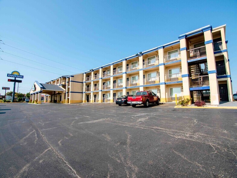Primary Photo Of 8217 S I-35 Service Rd, Oklahoma City Hotel For Sale
