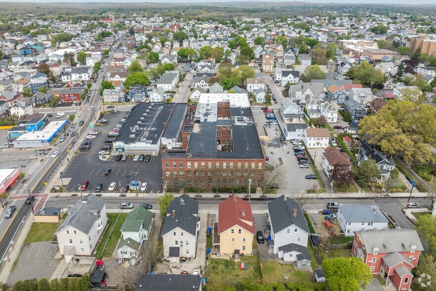 More Photos Of 125-135 Clay St, Central Falls Manufacturing For Lease