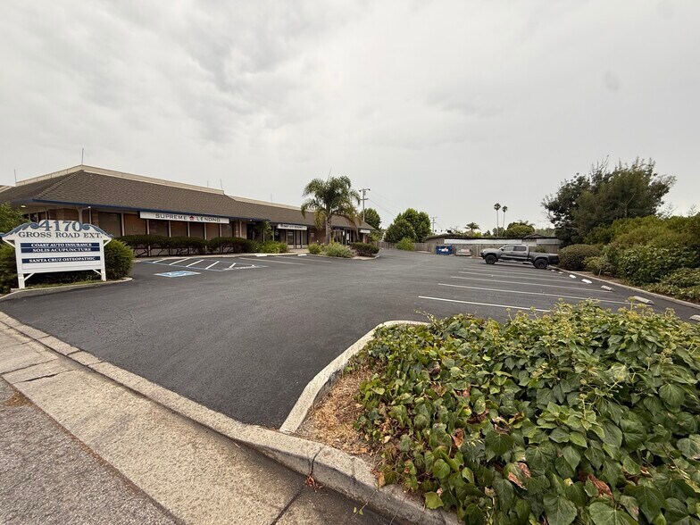 More Photos Of 4170 Gross Rd, Capitola Office For Sale