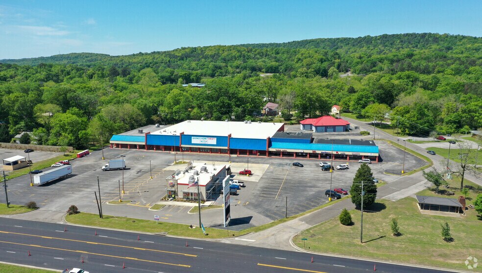 Primary Photo Of 4494-4514 Pinson Blvd, Pinson Unknown For Lease