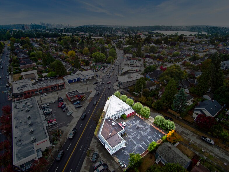 More Photos Of 8001-8007 Lake City Way NE, Seattle Unknown For Lease