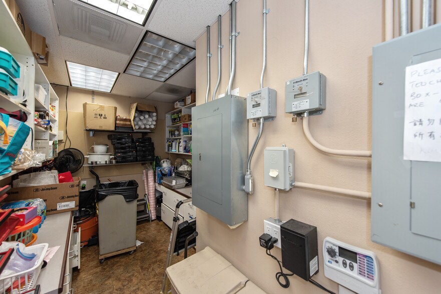 More Photos Of 17500 Red Hill Ave, Irvine Office Residential For Lease