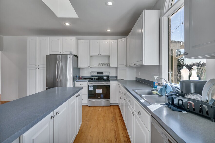More Photos Of 10709 Woodland Ave E, Puyallup Specialty For Sale