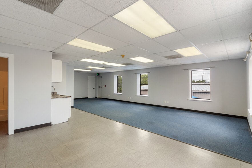 More Photos Of 4232 Boonville Rd, Bryan Industrial For Lease