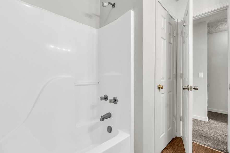 More Photos Of 1301 Louisville Apt. 47-48 St, Starkville Apartments For Sale