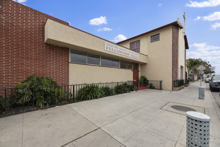 Primary Photo Of 660 N Ventura Ave, Ventura Religious Facility For Sale