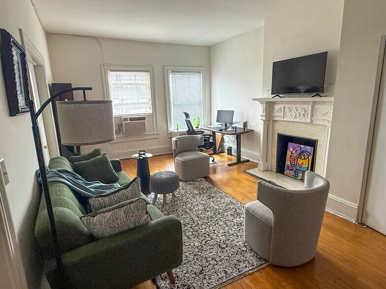 More Photos Of 1301 St Paul St, Baltimore Apartments For Sale