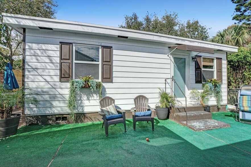 More Photos Of 221 S Ocean Breeze, Lake Worth Beach Multifamily For Sale