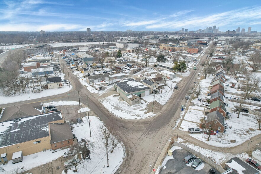 More Photos Of 1759 Old Leonard Ave, Columbus Warehouse For Sale