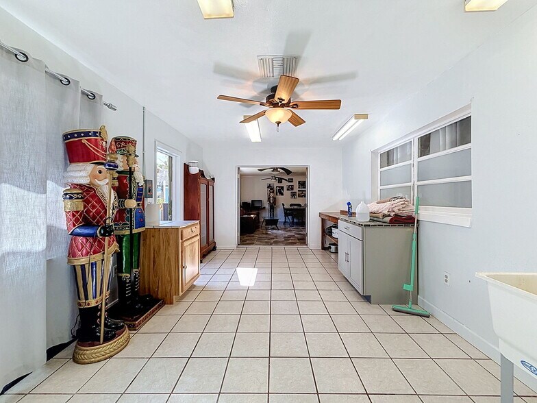 More Photos Of 7813 Leo Kidd Ave, Port Richey Flex For Sale