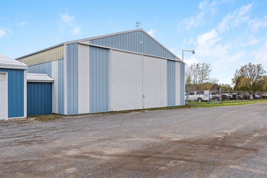 More Photos Of 5278 S Livonia Rd, Livonia Industrial For Sale