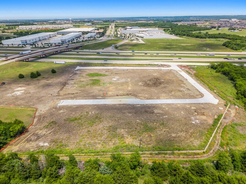 More Photos Of 740 US 287, Mansfield General Retail For Lease