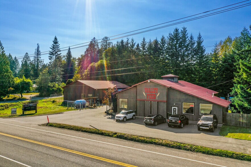 More Photos Of 461 NE Old Belfair Hwy, Belfair Storefront Retail Office For Sale