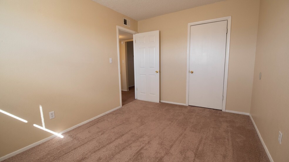 More Photos Of 334 S Archdale Dr, Pueblo West Apartments For Sale