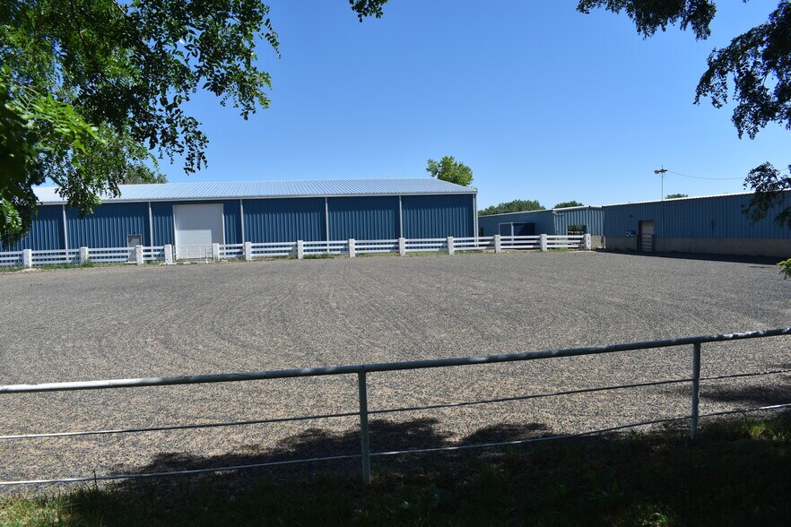 More Photos Of 8778 Arapahoe Rd, Boulder Horse Stables For Sale