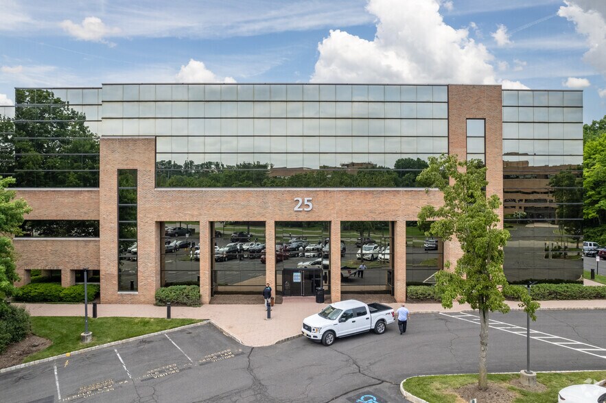 More Photos Of 25 Independence Blvd, Warren Office For Lease
