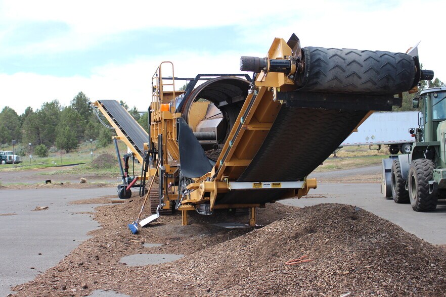 More Photos Of 24221 US-97 Hwy, Klamath Falls Contractor Storage Yard For Sale