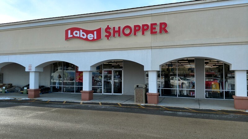 More Photos Of 427-525 S Memorial Dr, New Castle General Retail For Sale