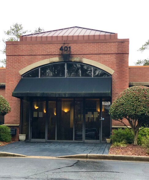 More Photos Of 401 Westpark Ct, Peachtree City Office For Lease