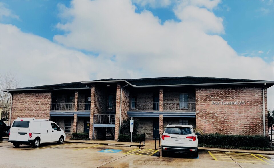 Primary Photo Of 2626 Calder Ave, Beaumont Medical For Lease