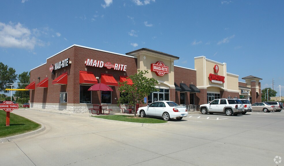 More Photos Of 8825-8843 Northpark Dr, Johnston Unknown For Lease