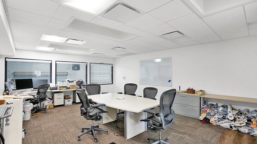 More Photos Of 611 E Adele St, Anaheim Flex For Sale