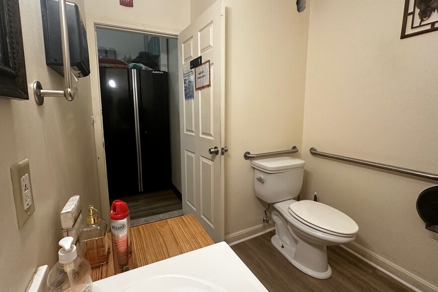 More Photos Of 63-75 Hancock St, Everett Apartments For Sale