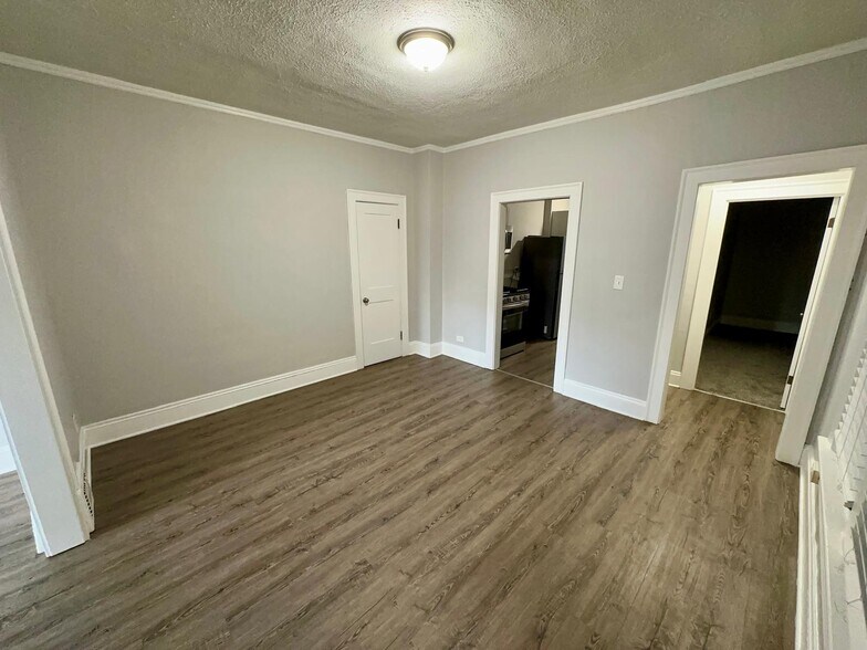 More Photos Of 17020 Madison Ave, Lakewood Flex For Sale